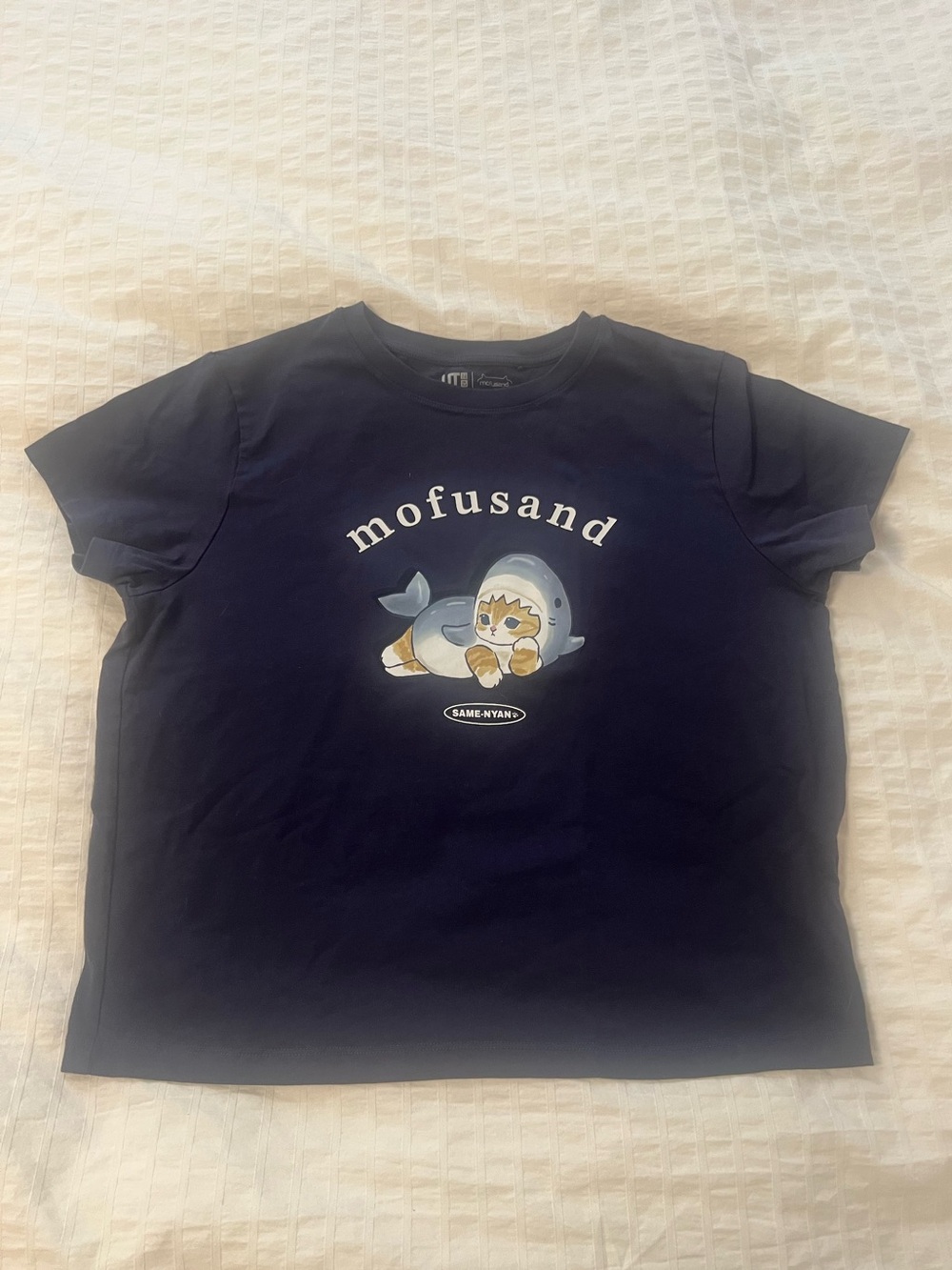Mofusand x Uniqlo Cropped Navy Blue Graphic T-Shirt